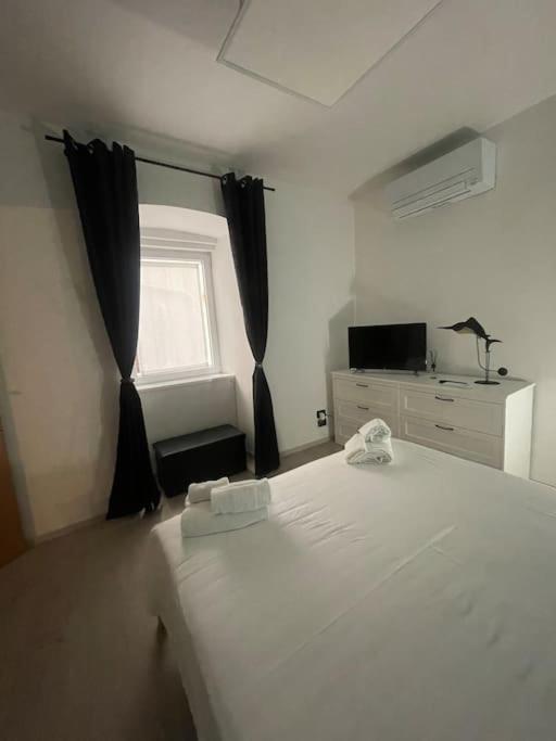 Casa Vacanze Viale Miramare 31- Delizioso Mini Loft Industrial Terst Exteriér fotografie